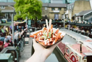 10 Mouth-Watering Street Food Dishes From Around the World